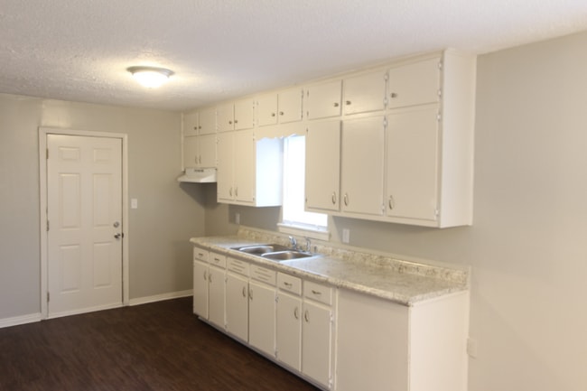 Photo - 816 Vanderbilt St