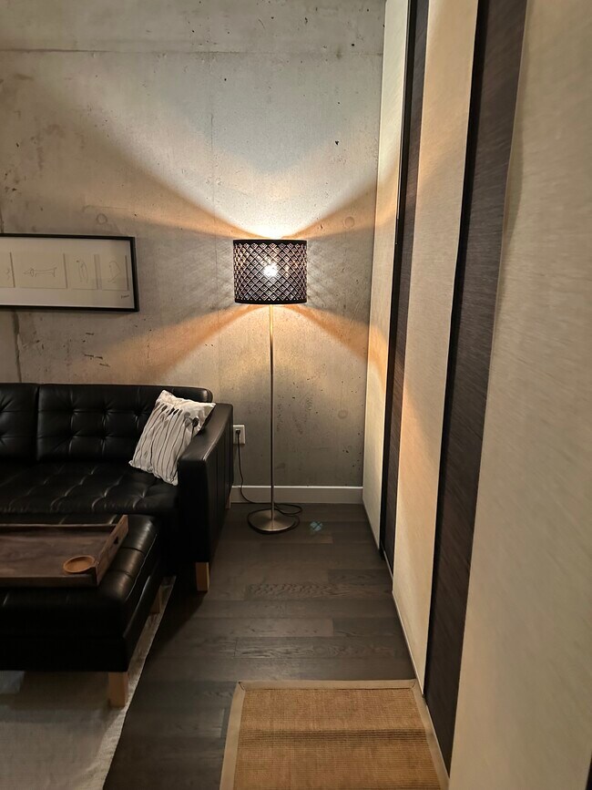 Photo - 224 Lyon St N Unit 715