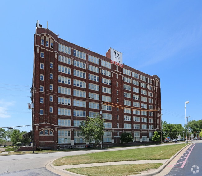 Park Lofts - looking west - Park Lofts