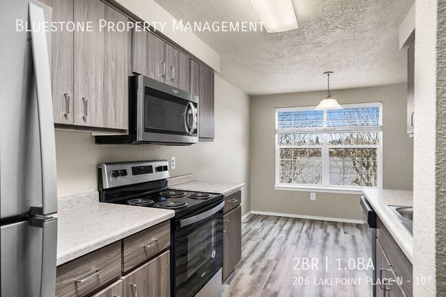 Photo - 206 Lakepoint Pl N Unit 107