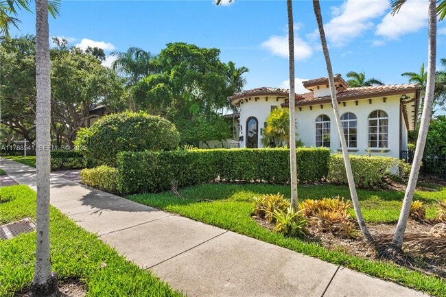 Photo - 1223 Jackson St