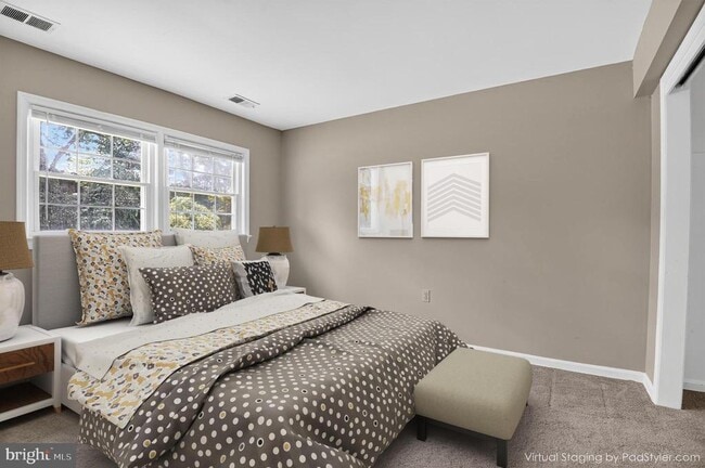 Photo - 7917 Falstaff Rd