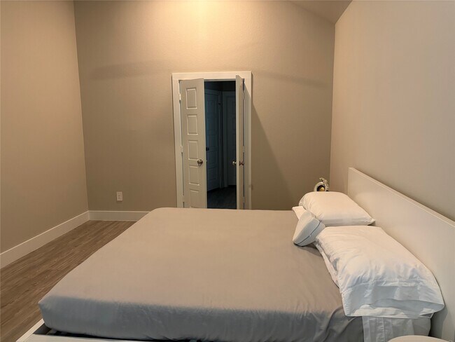Photo - 10534 Preserve Wy