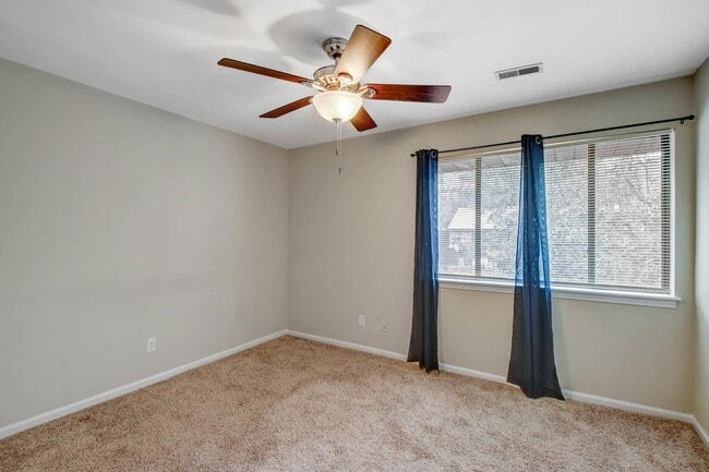 Photo - 4372 Great Oak Dr