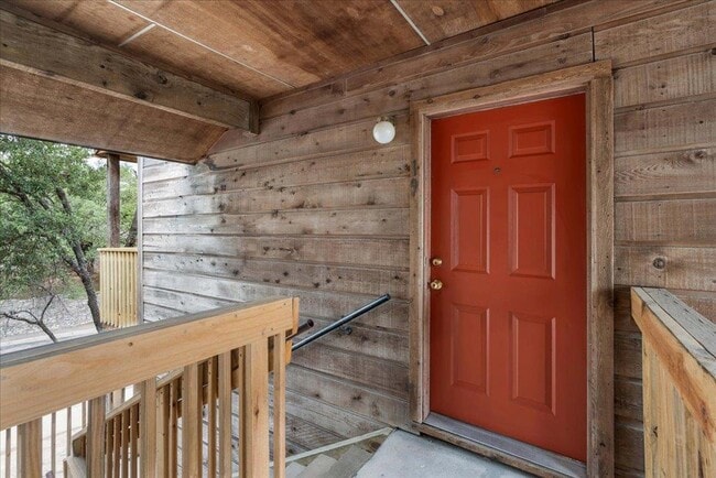 Building Photo - 6903 Deatonhill Dr Unit 19 Rental