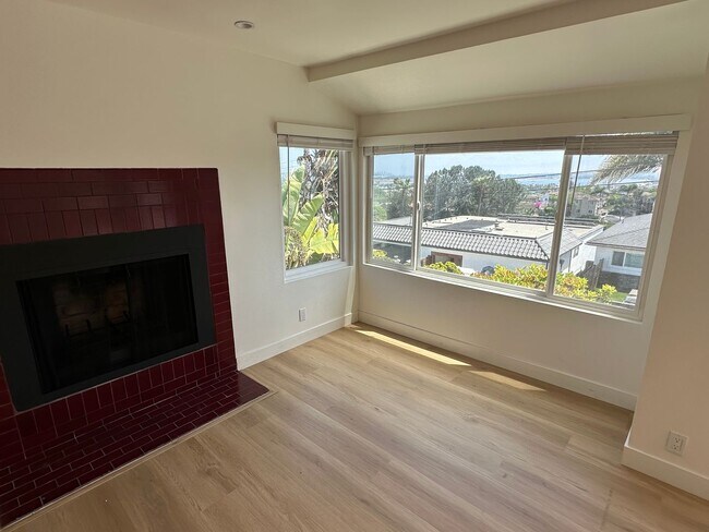 Photo - 2318 Geranium St