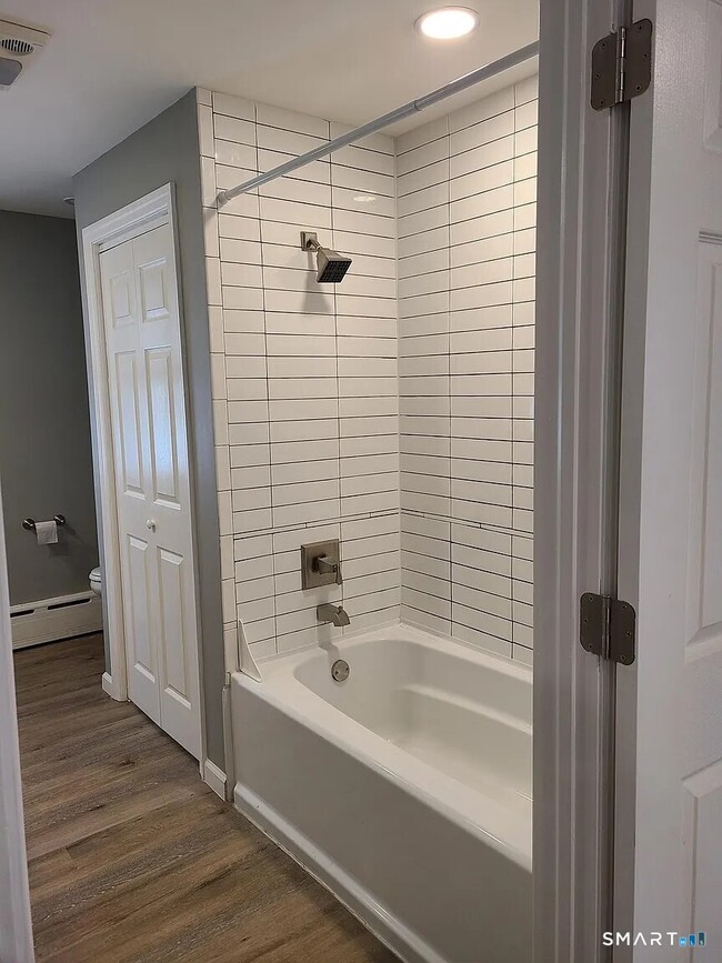 Photo - 1515 Park Ave Unit 2