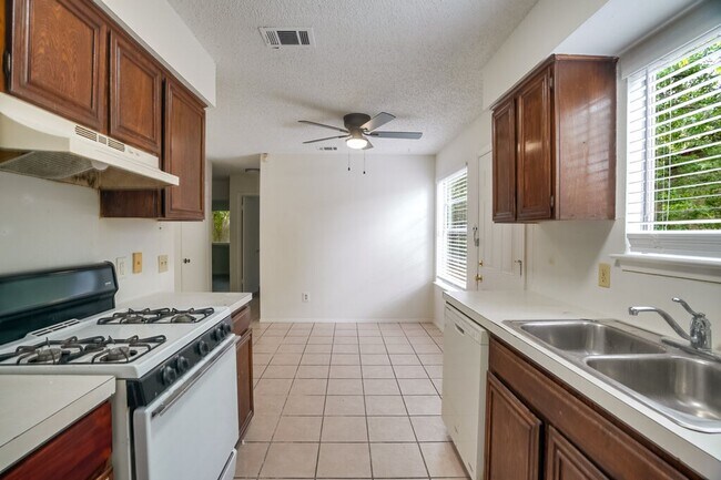 Photo - 10310 Little Pebble Dr