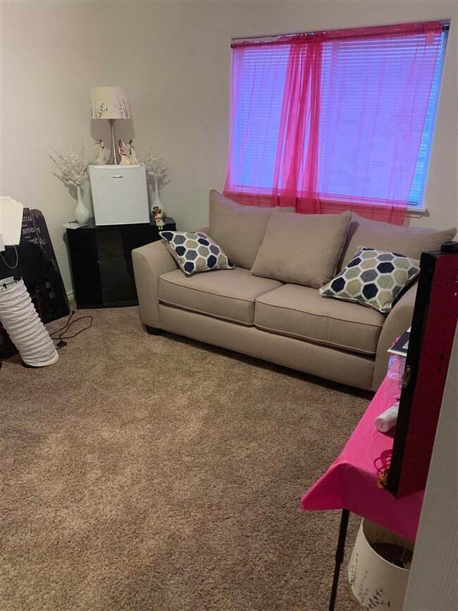 Photo - 4737 SW Greenwich Dr