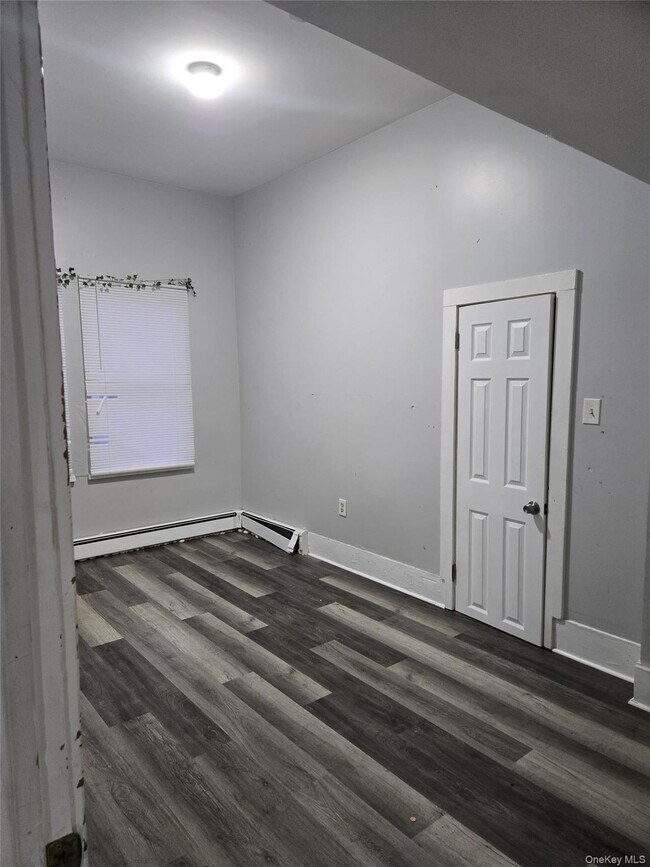 Photo - 14 Warren St