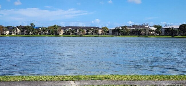 Photo - 5005 Wiles Rd Unidad 106