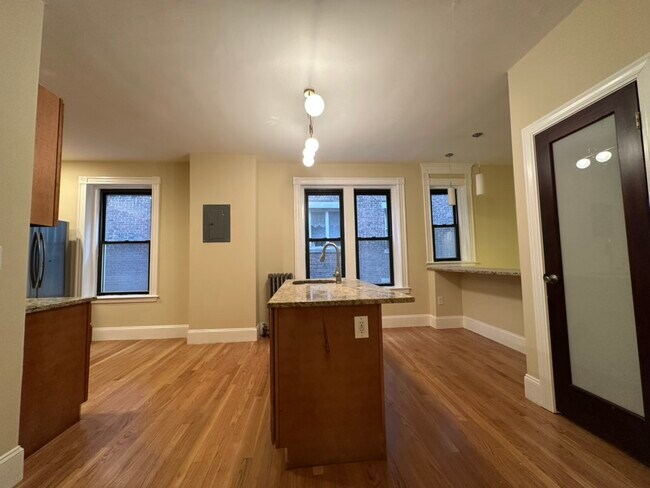 Photo - 184 Saint Paul St Unit 1