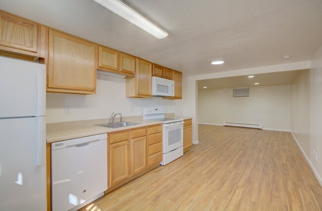Building Photo - 375 S Depew St Unit A