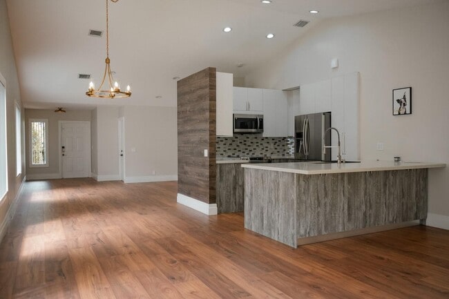 Photo - 1261 Majesty Terrace