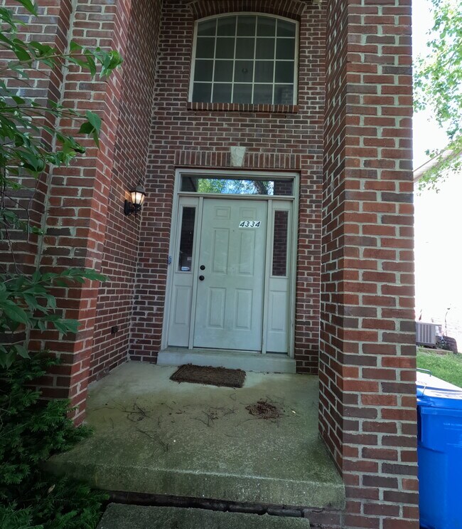 Photo - 4332 Clearwater Way