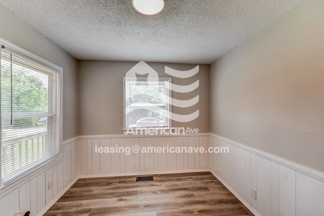 Photo - 9006 Beverly Dr N