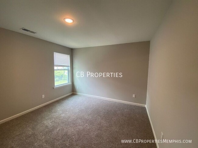 Photo - 729 N Dunlap St