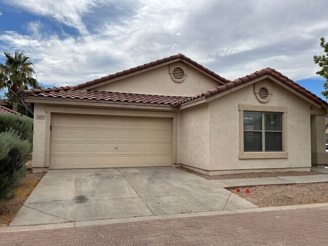 Photo - 2403 E Palm Beach Dr