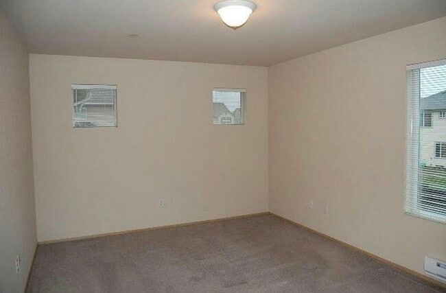 3064 Hoffman Hill Blvd