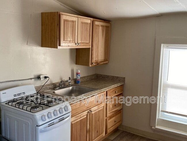 Photo - 519 9th St