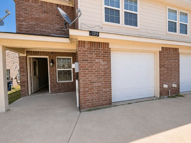 Photo - 1109-1111 Parkway Trail Unit 1109