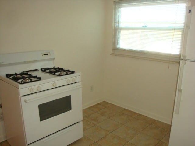 Photo - 1125 Schang Rd