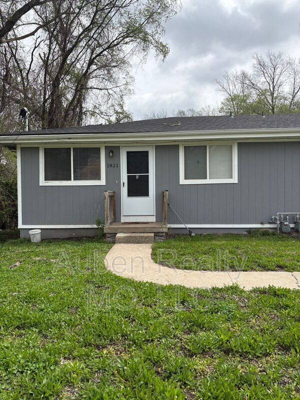 Photo - 1821 N 50 Terrace