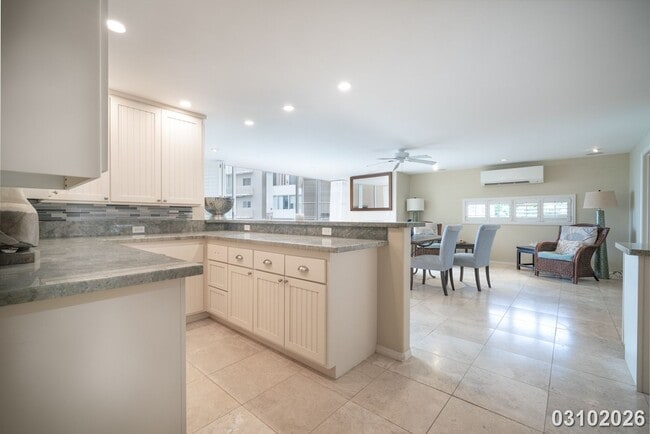 Photo - RARELY AVAILABLE FULLY FURNISHED CORAL STRAND CONDO IN WAIKIKI 1BR/1BA/1PKG