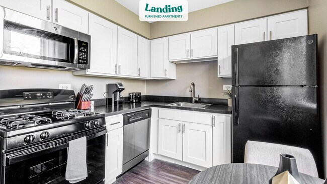 Photo - 4050 W 115th St Unidad 8-304.919191