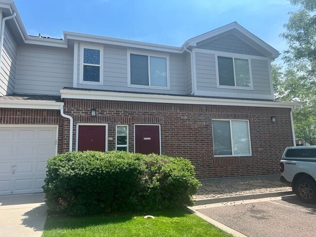 Building Photo - Quiet & Clean 2 bed / 2 bath Condo with Garage