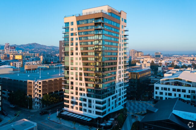 Apartamentos - Jardine Hollywood