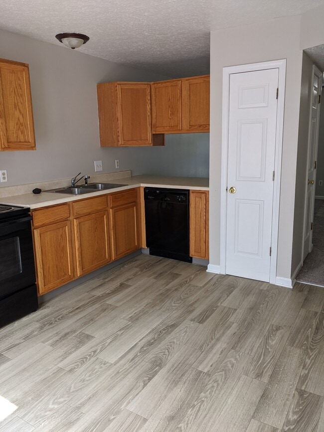 Photo - Village at Curry Apartments