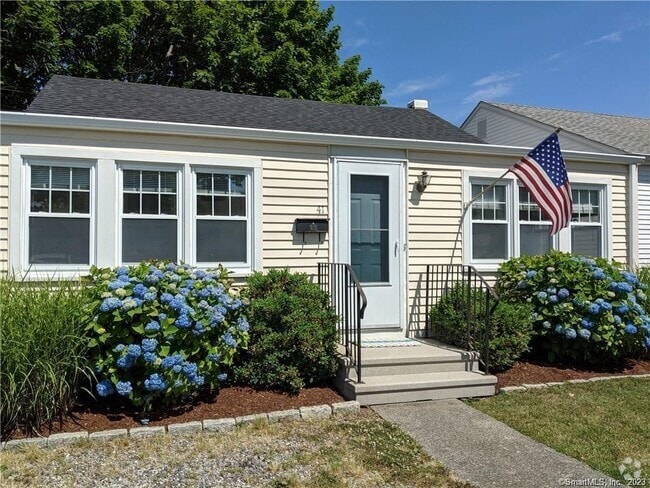 Building Photo - 41 Town Beach Rd Rental
