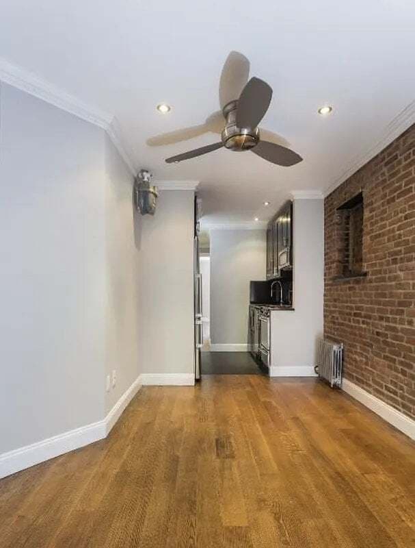 437 W 53rd St Unit 4A