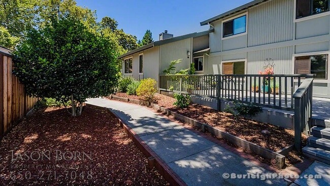 Photo - 1150 Pine St