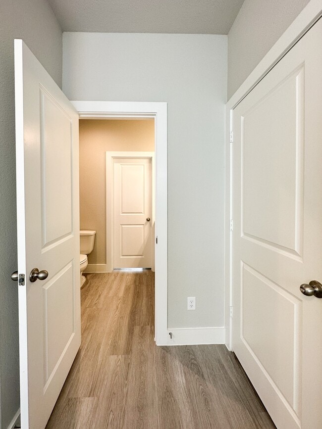 Photo - 9007 Lonestar Creekbend Ln