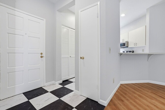 Photo - 108 Shorebird Cir