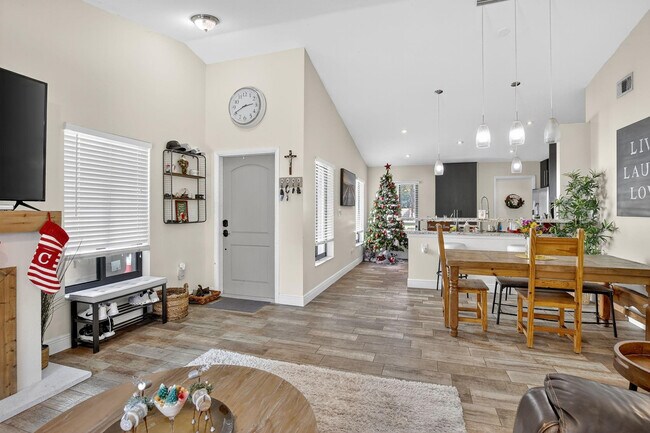 Photo - 691 Willow Grove Terrace