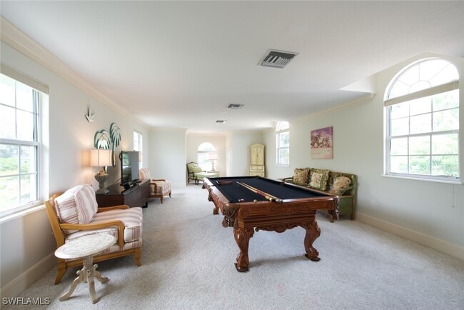 Building Photo - 649 Bow Line Dr
