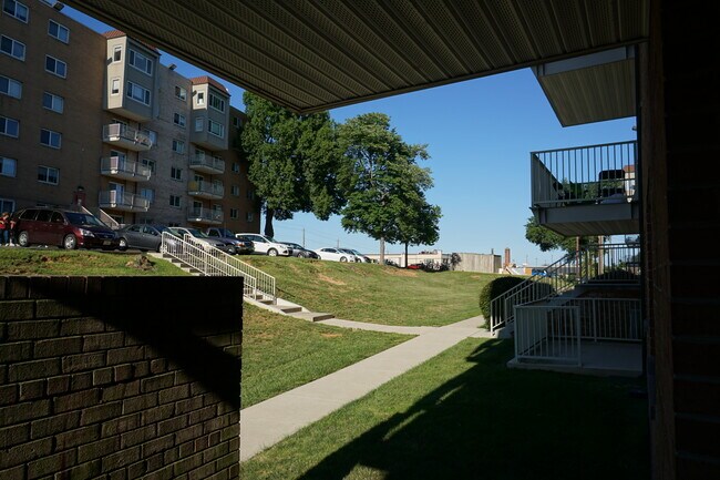 Photo - 4330 Hartwick road Unit 218