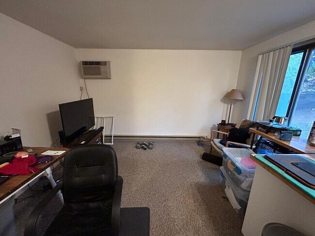 Photo - 134 E Johnson St Unidad 107