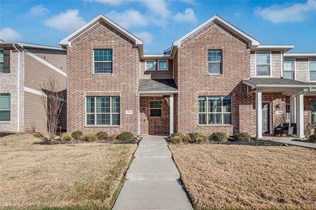 Building Photo - 2212 Davenport Dr