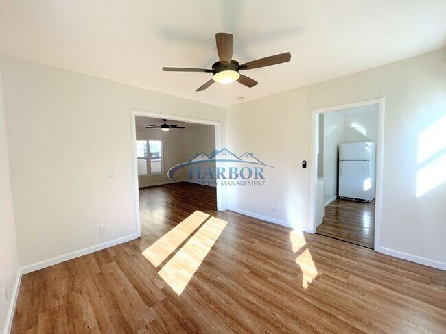 Photo - 1016 N Serrano Ave