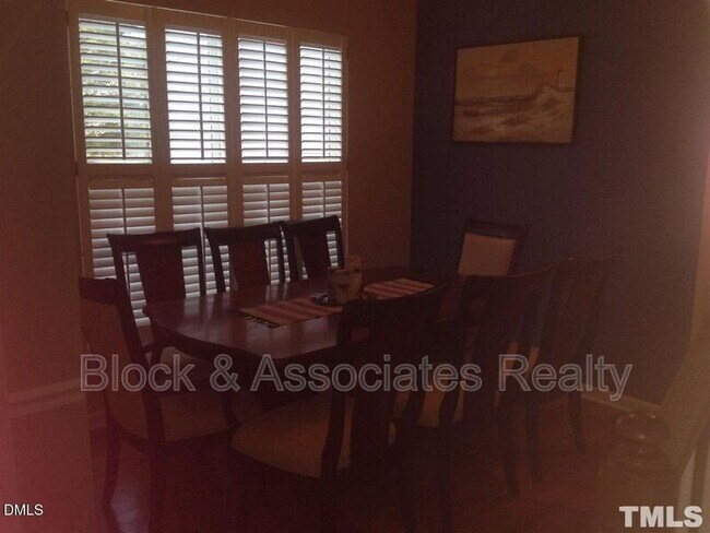 Photo - 1414 Crimson Creek Dr