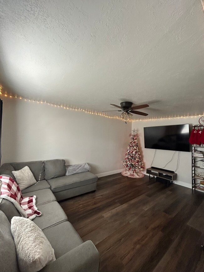 Photo - 4082 Liberty Ave