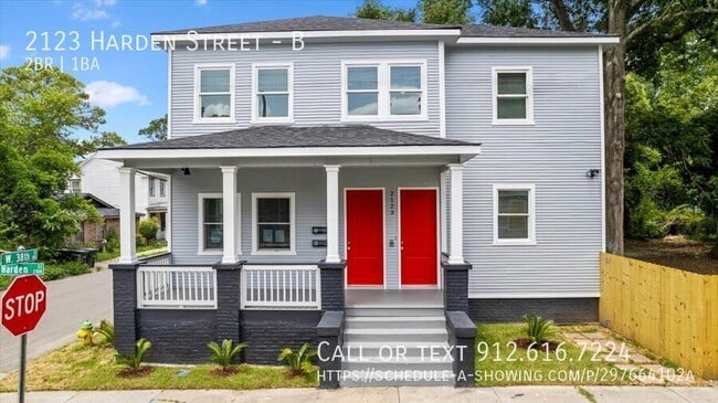 Building Photo - 2123 Harden St Unit B