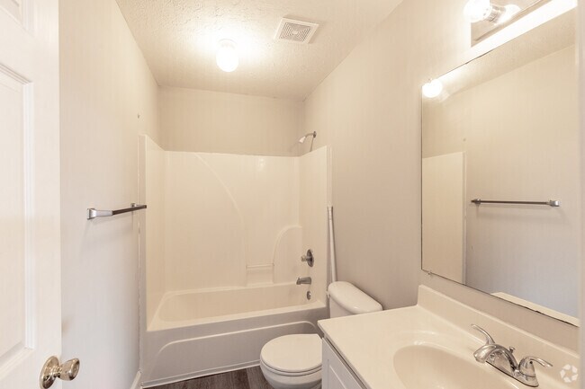 2BR, 2BA