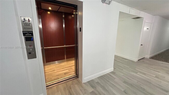 Photo - 250 NE 20th St Unit 3030