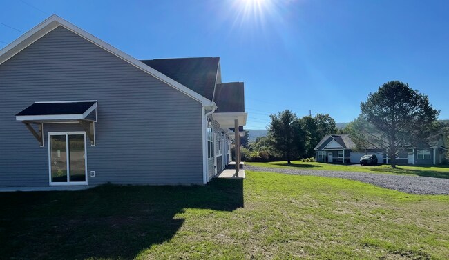 Photo - 300 Lower Creek Rd Unidad 5