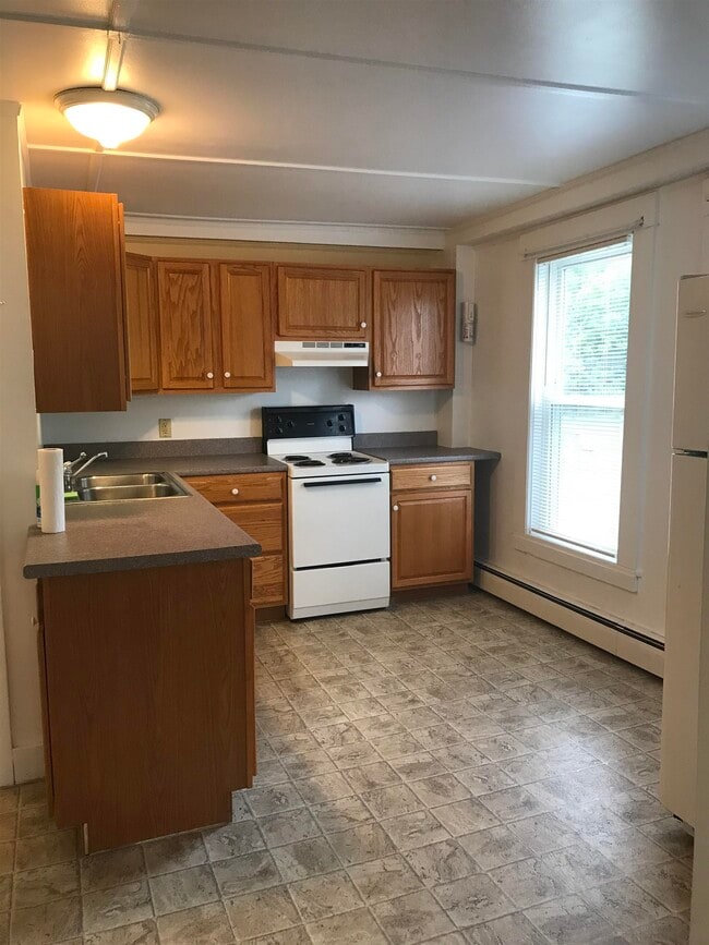 Photo - 1092 New Hampshire Rte 175 Unit Apt # 6